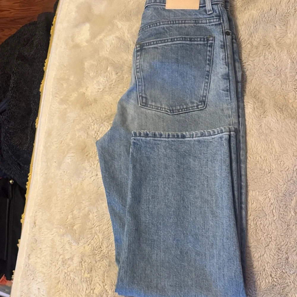 Everlane Light Blue Button-Fly Jeans - Picture 8 of 10